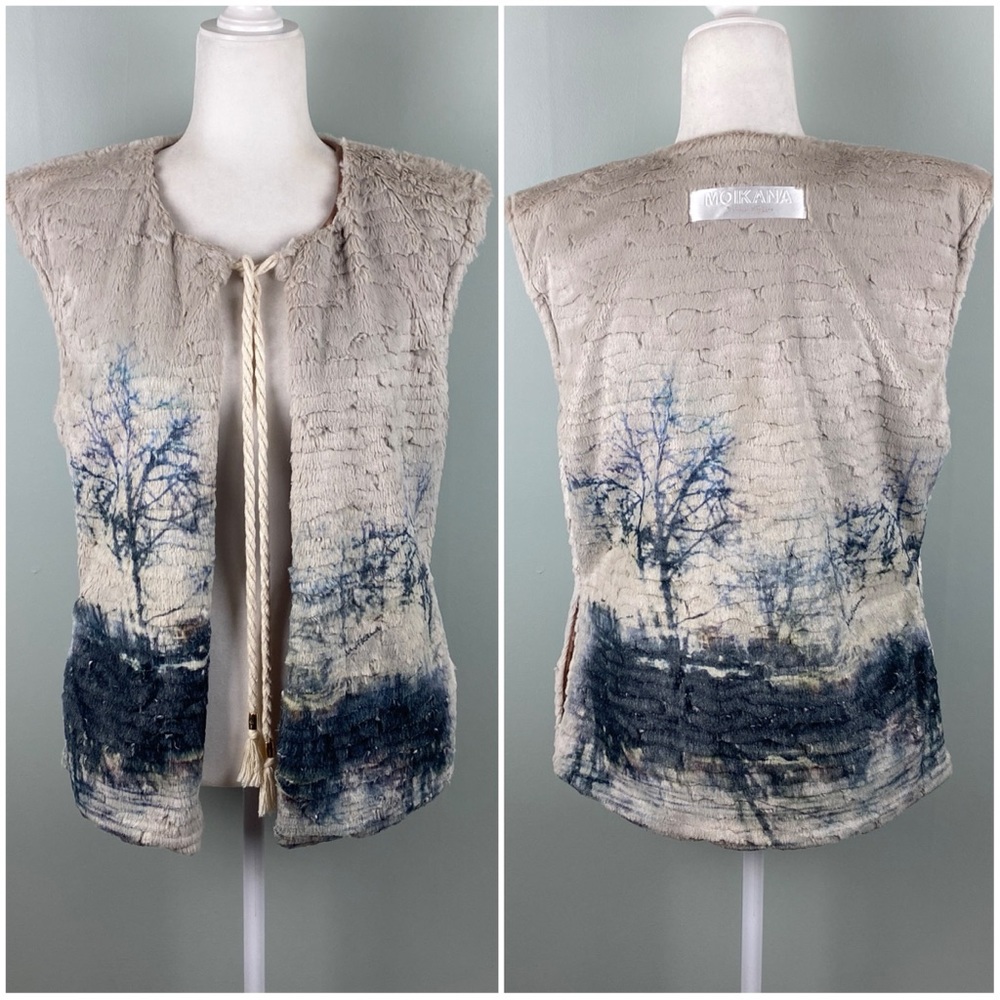 Moikana Nature tree line scene Art-to-wear Fuzzy Vest size medium